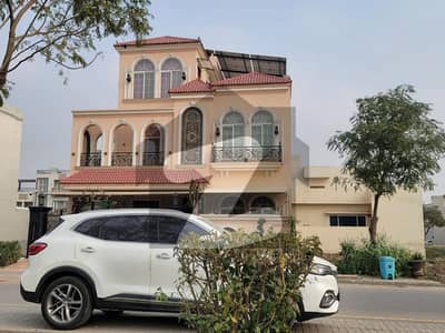 اتحاد ٹاؤن فیز 1 - بلاک جی اتحاد ٹاؤن فیز ١,اتحاد ٹاؤن,رائیونڈ روڈ,لاہور میں 5 مرلہ رہائشی پلاٹ 1.0 کروڑ میں برائے فروخت۔