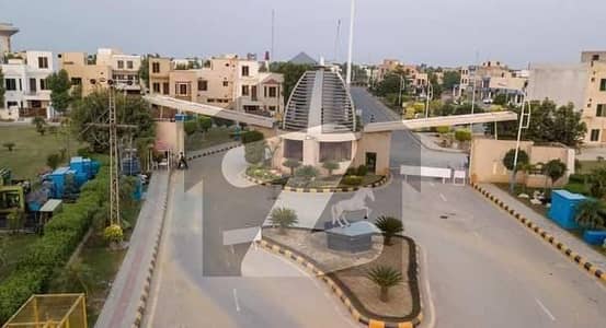 بحریہ نشیمن لاہور میں 5 مرلہ رہائشی پلاٹ 50.0 لاکھ میں برائے فروخت۔