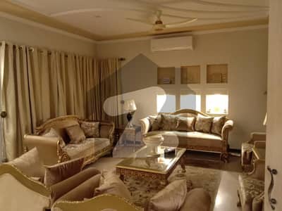 ڈی ایچ اے فیز 5 ڈیفنس (ڈی ایچ اے),لاہور میں 5 کمروں کا 1 کنال مکان 7.99 کروڑ میں برائے فروخت۔