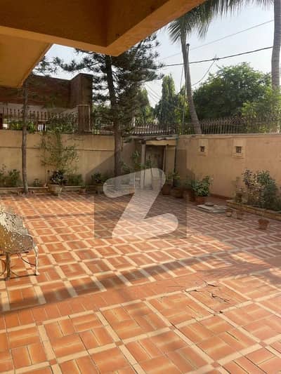 DHA PHASE 5 MUJAHID STREET 500 YARDS 5 BEDROOMS MARBLE FLOORING WEST OPEN BUNGALOW IS UP FOR URGENT SALE