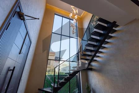 This brand-new 5 Marla house in Citi Housing (Block B Extension) is a premium listing featuring the highly sought-after 1+2 planning. This layout is specifically designed to maximize utility and privacy on a standard 5 Marla footprint.