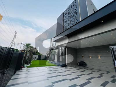 26-MARLA BRAND NEW VILLA / HOSUE FOR SALE