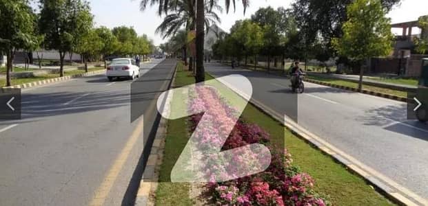 ڈی ایچ اے 9 ٹاؤن ۔ بلاک اے ڈی ایچ اے 9 ٹاؤن,ڈیفنس (ڈی ایچ اے),لاہور میں 5 مرلہ رہائشی پلاٹ 1.02 کروڑ میں برائے فروخت۔