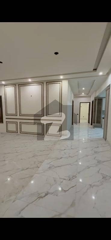 نارتھ ناظم آباد ۔ بلاک ڈی نارتھ ناظم آباد,کراچی میں 8 کمروں کا 16 مرلہ مکان 10.5 کروڑ میں برائے فروخت۔