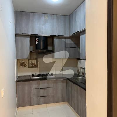 فلکناز ہارمنی کراچی میں 3 کمروں کا 7 مرلہ فلیٹ 80.0 ہزار میں کرایہ پر دستیاب ہے۔