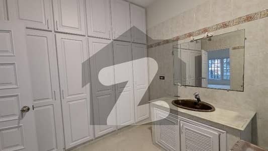 FULLY RENOVATED BUNGALOW WITH ZIRAT MARBAL FLOORING FULLY RENOVATED BUNGALOW WITH ZIRAT MARBAL FLOORING