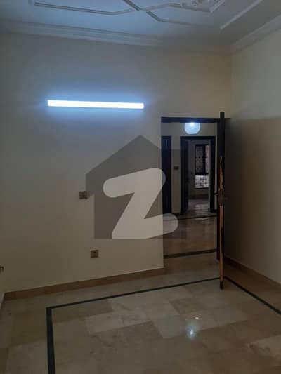 جی ۔ 11 اسلام آباد میں 4 کمروں کا 5 مرلہ مکان 4.0 کروڑ میں برائے فروخت۔