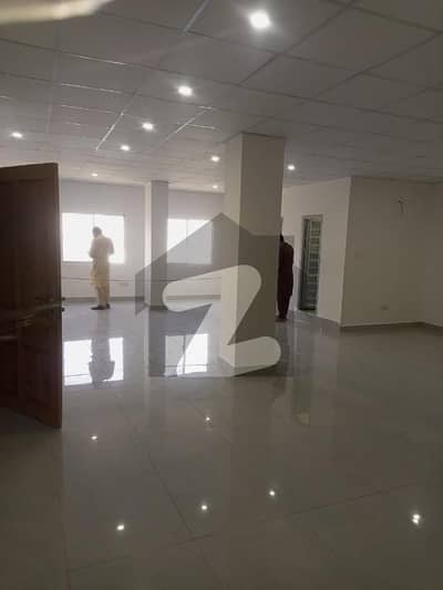 Prime location commercial office space on Rent Prime location commercial office space on Rent