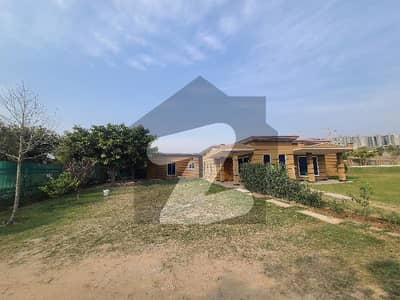 GULBERG GREEN D BLOCK   10 Kanal Farm House Available for Rent