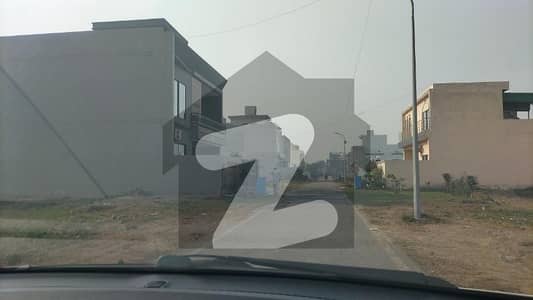 1 Kanal Plot for sale in Atomic Energy Society Lahore