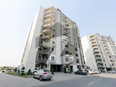 عسکری 11 - سیکٹر ڈی عسکری 11,عسکری,لاہور میں 3 کمروں کا 10 مرلہ فلیٹ 3.65 کروڑ میں برائے فروخت۔