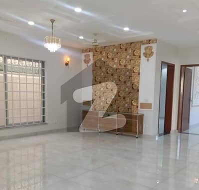 فضائیا هاوسنگ سکیم ترنول,اسلام آباد میں 5 کمروں کا 10 مرلہ مکان 1.0 لاکھ میں کرایہ پر دستیاب ہے۔