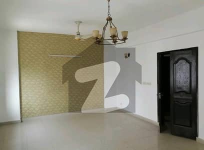 عسکری 11 ۔ سیکٹر بی عسکری 11,عسکری,لاہور میں 3 کمروں کا 10 مرلہ فلیٹ 2.73 کروڑ میں برائے فروخت۔