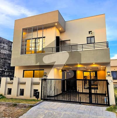 High Quality 7 Marla Investor Rate House Near Masjid & Commercial