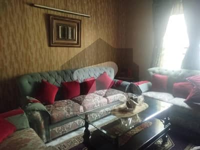 جوہر ٹاؤن لاہور میں 1 کمرے کا 5 مرلہ زیریں پورشن 65.0 ہزار میں کرایہ پر دستیاب ہے۔