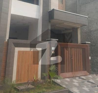 Spacious Prime Location 3 Marla House Available For sale In Bismillah Housing Scheme - Iqbal Block