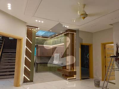 بحریہ انکلیو - سیکٹر سی 1 بحریہ انکلیو,بحریہ ٹاؤن,اسلام آباد میں 2 کمروں کا 10 مرلہ زیریں پورشن 80.0 ہزار میں کرایہ پر دستیاب ہے۔