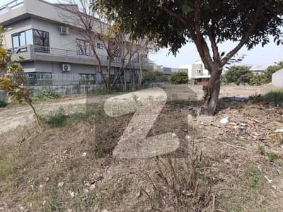 ڈی ایچ اے ڈیفینس فیز 2 ڈی ایچ اے ڈیفینس,اسلام آباد میں 1 کنال رہائشی پلاٹ 5.5 کروڑ میں برائے فروخت۔ ڈی ایچ اے ڈیفینس فیز 2 ڈی ایچ اے ڈیفینس,اسلام آباد میں 1 کنال رہائشی پلاٹ 5.5 کروڑ میں برائے فروخت۔