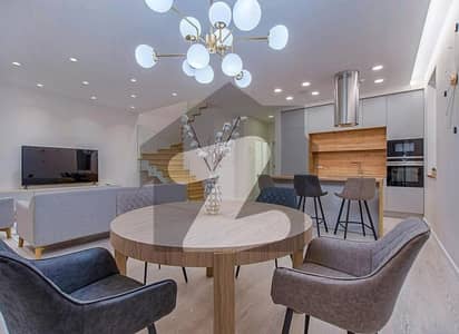 بحریہ ٹاؤن سیکٹر سی بحریہ ٹاؤن,لاہور میں 1 کمرے کا 2 مرلہ فلیٹ 75.0 لاکھ میں برائے فروخت۔