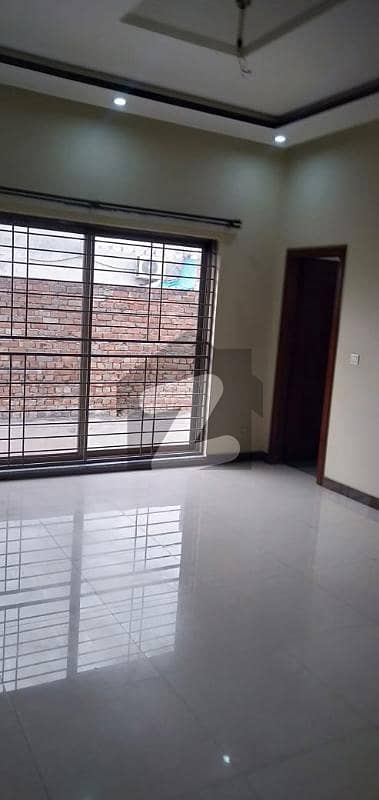 1-Kanal Like Brand new type Upper Portion For Rent