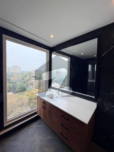 Brand-New Designer Apartment For Rent