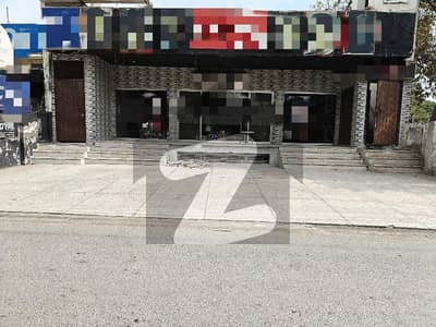 1 Kanal Commercial Single Store Hall+3 Rooms Available For Rent In Johar town Near Emporium Mall