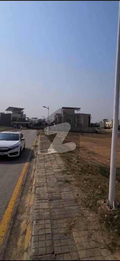 Boulevard Extra Land 10 Marla Plot Sector I Phase 8 Boulevard Extra Land 10 Marla Plot Sector I Phase 8