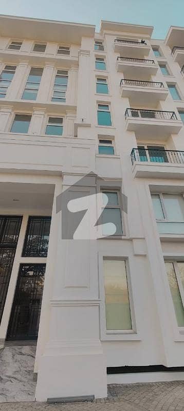 ایم ایم عالم روڈ گلبرگ,لاہور میں 4 مرلہ فلیٹ 1.5 لاکھ میں کرایہ پر دستیاب ہے۔