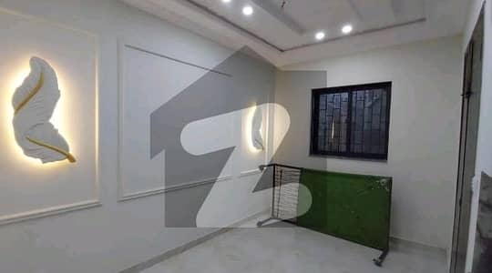 زمان کالونی لاہور میں 3 کمروں کا 2 مرلہ مکان 1.45 کروڑ میں برائے فروخت۔