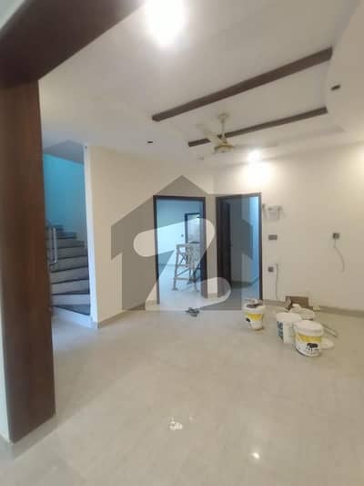 5 Marla House Available For Rent