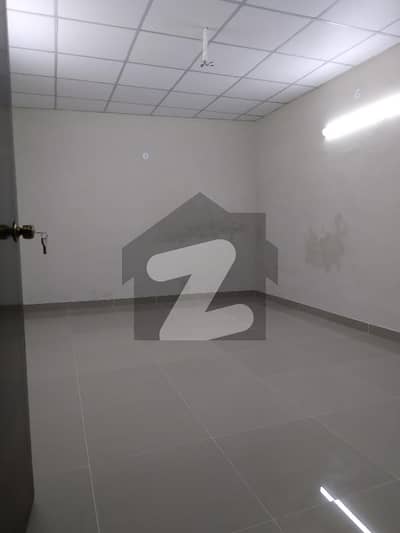 جوہر ٹاؤن فیز 1 جوہر ٹاؤن,لاہور میں 5 کمروں کا 1 کنال مکان 5.95 کروڑ میں برائے فروخت۔