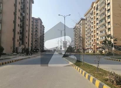 عسکری 11 ۔ سیکٹر بی اپارٹمنٹس عسکری 11,عسکری,لاہور میں 3 کمروں کا 10 مرلہ فلیٹ 2.95 کروڑ میں برائے فروخت۔