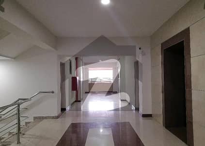 10 Marla 3 Bedrooms Brand New Flat For Sale