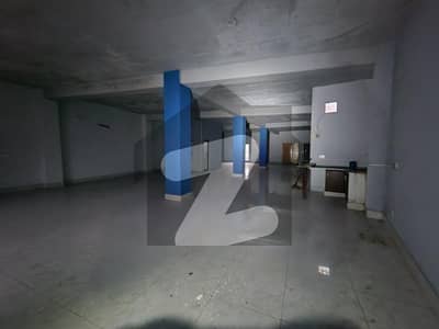 1 Kanal Hall Available For Rent