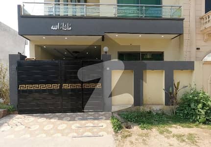 5 Marla Brand New House For Rent Rs60,000