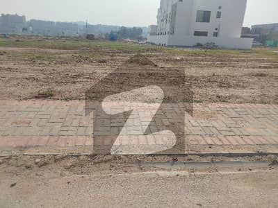 ڈی ایچ اے ڈیفینس فیز 4 ڈی ایچ اے ڈیفینس,اسلام آباد میں 1 کنال رہائشی پلاٹ 2.7 کروڑ میں برائے فروخت۔