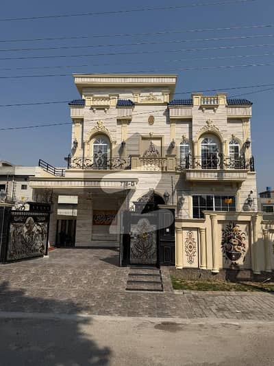 10 Marla Facing Park Spanish House Available For Sale