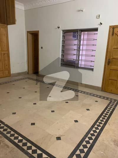 چکلالہ سکیم 3 چکلالہ سکیم,راولپنڈی میں 3 کمروں کا 8 مرلہ بالائی پورشن 41.0 ہزار میں کرایہ پر دستیاب ہے۔