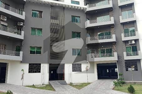 عسکری 10 - سیکٹر ایس عسکری 10,عسکری,لاہور میں 4 کمروں کا 12 مرلہ فلیٹ 4.4 کروڑ میں برائے فروخت۔