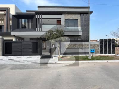 1 Kanal Ultra Modern House For Sale In DHA Multan Sector H