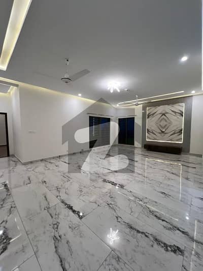 12 Marla 04 Bedroom Apartment Available For Rent In Askari 10 sector S Lahore Cantt