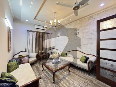 1 Kanal Used Super Luxury Ultra Modern Designer House For Sale In EME Society