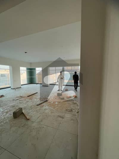 بخاری کمرشل ایریا ڈی ایچ اے فیز 6,ڈی ایچ اے ڈیفینس,کراچی میں 4 مرلہ دفتر 1.3 لاکھ میں کرایہ پر دستیاب ہے۔ بخاری کمرشل ایریا ڈی ایچ اے فیز 6,ڈی ایچ اے ڈیفینس,کراچی میں 4 مرلہ دفتر 1.3 لاکھ میں کرایہ پر دستیاب ہے۔