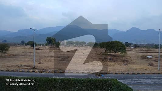 Bahria town ph 8, 5 Marla