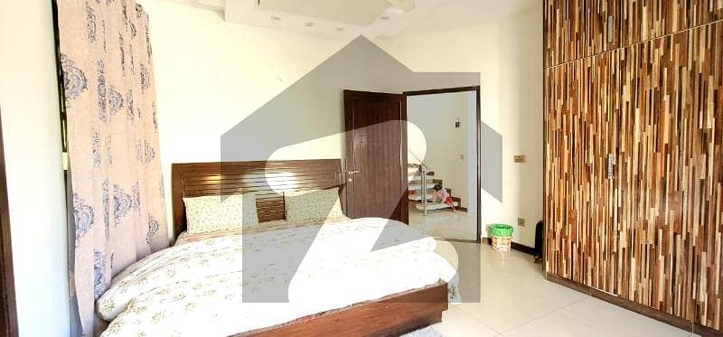 بحریہ ٹاؤن لاہور میں 3 کمروں کا 5 مرلہ مکان 1.25 لاکھ میں کرایہ پر دستیاب ہے۔ بحریہ ٹاؤن لاہور میں 3 کمروں کا 5 مرلہ مکان 1.25 لاکھ میں کرایہ پر دستیاب ہے۔