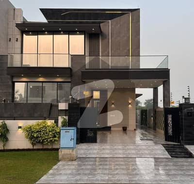 10 Marla Modern Design 2+2 Double Unit House For Rent In DHA Phase 4 Lahore