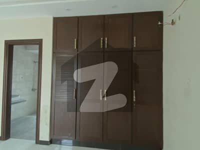 1 Kanal Lower Portion With 4 Bedroom