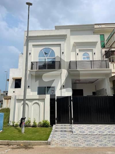 Prime Location Citi Housing Society House For sale Sized 5 Marla