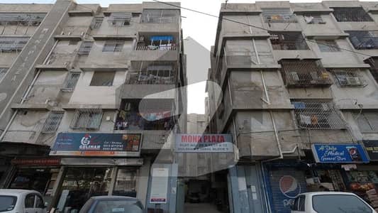 Corner Flat Of 1300 Square Feet Is Available For Sale In Gulshan-E-Iqbal - Block 5