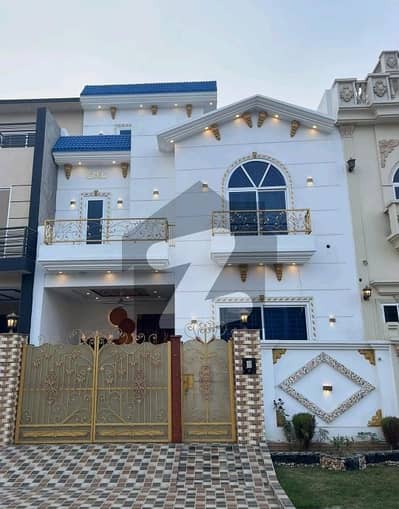 Prime Location 5 Marla House In Stunning Citi Housing Society Is Available For sale